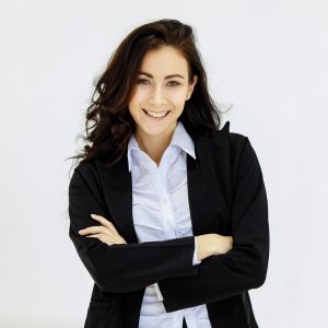 Ana Belén Torres Especialista en Importación y Exportación